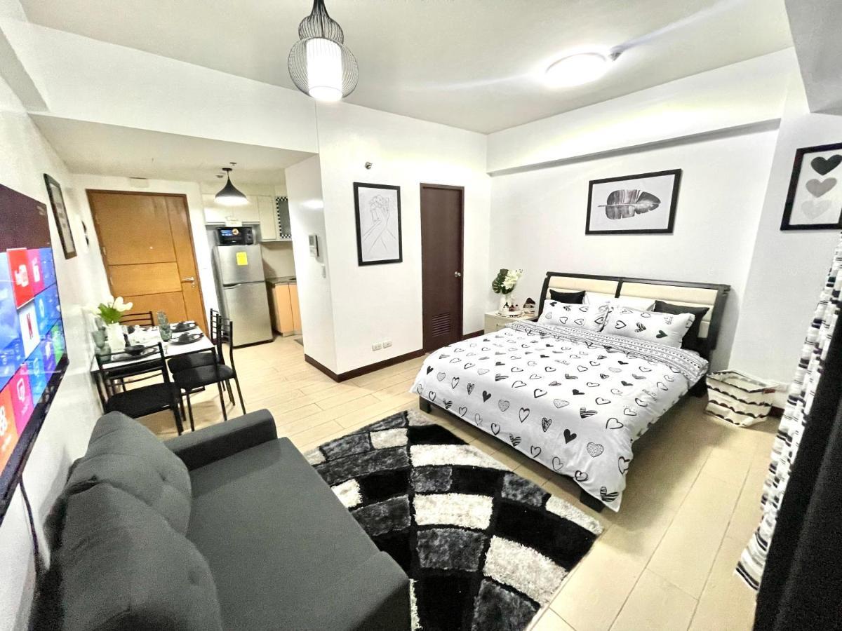 Two Palm Tree Villas Pasay Extérieur photo