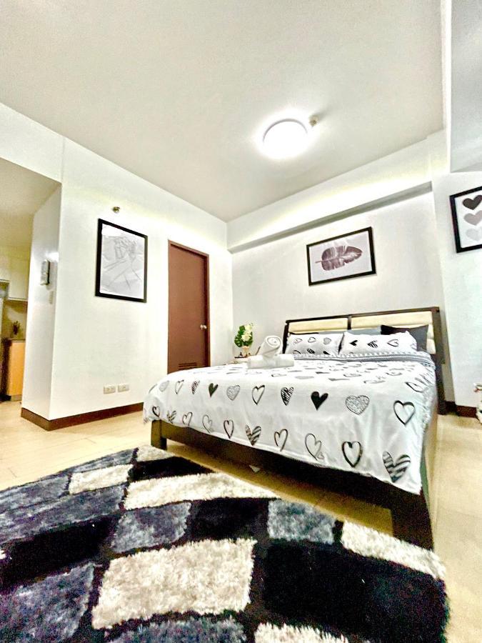 Two Palm Tree Villas Pasay Extérieur photo