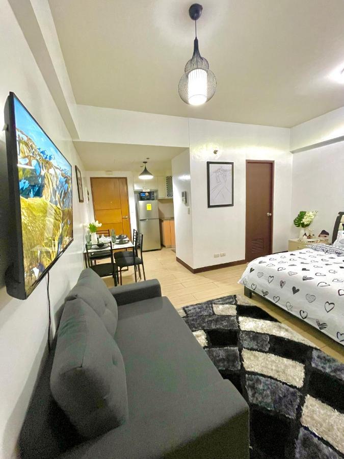 Two Palm Tree Villas Pasay Extérieur photo