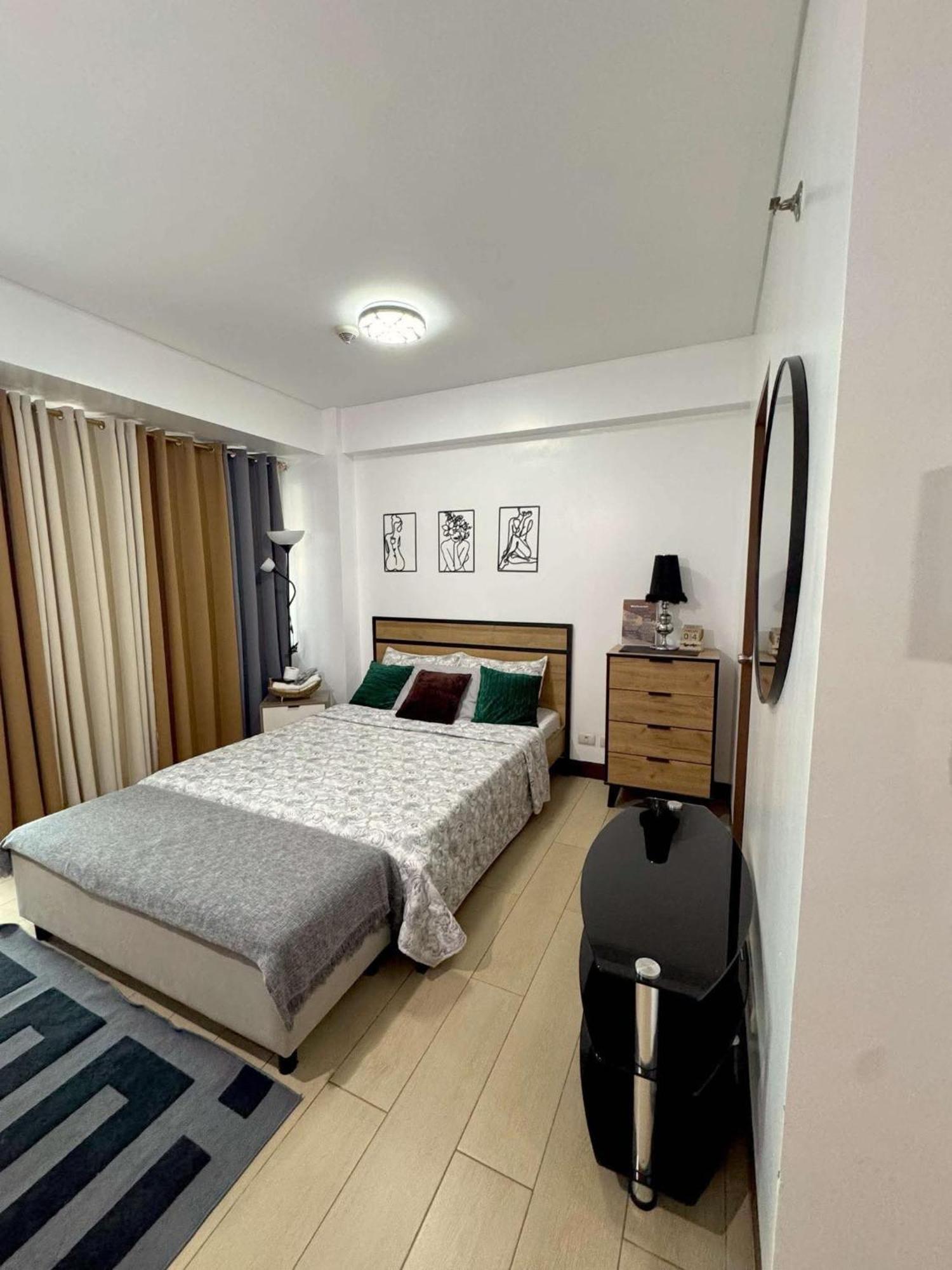 Two Palm Tree Villas Pasay Extérieur photo